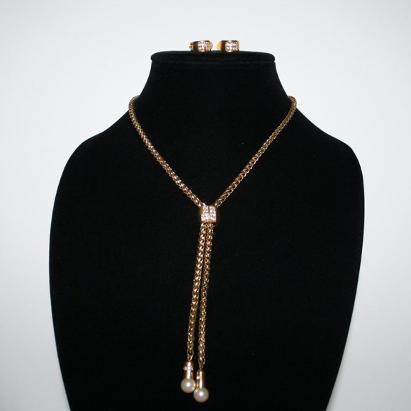 Vintage gold and rhinestone bolo necklace earrings
